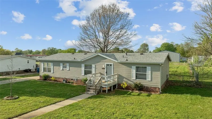 2304 John Montgomery Circle, Pea Ridge, AR 72751 - #2