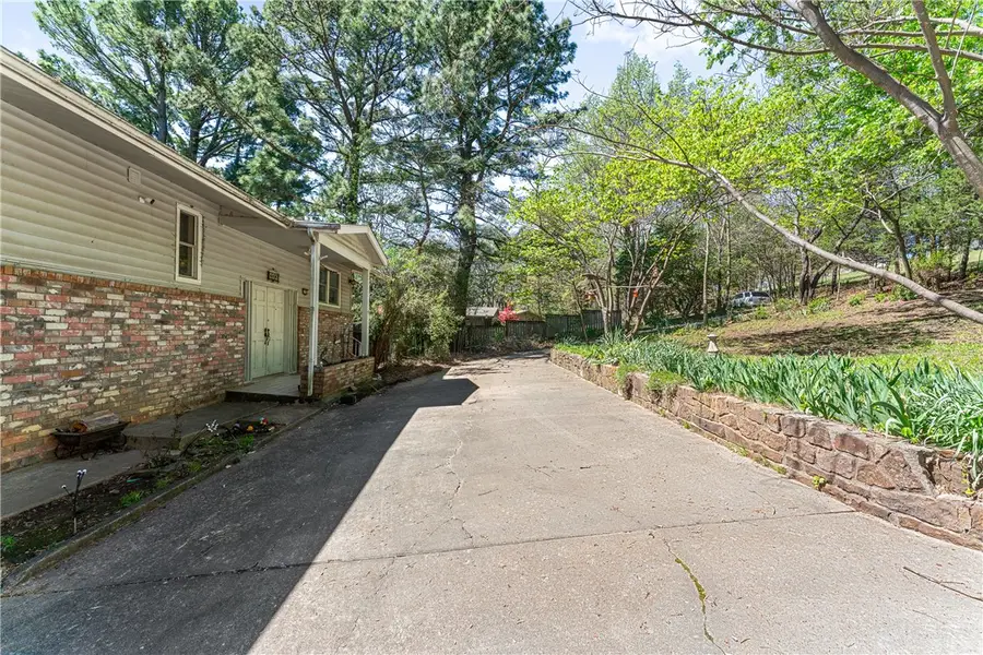 1130 E Shadowridge Drive, Fayetteville, AR 72701 - #2