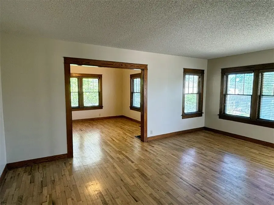 210 N Spring, Harrison, AR 72601 - #3