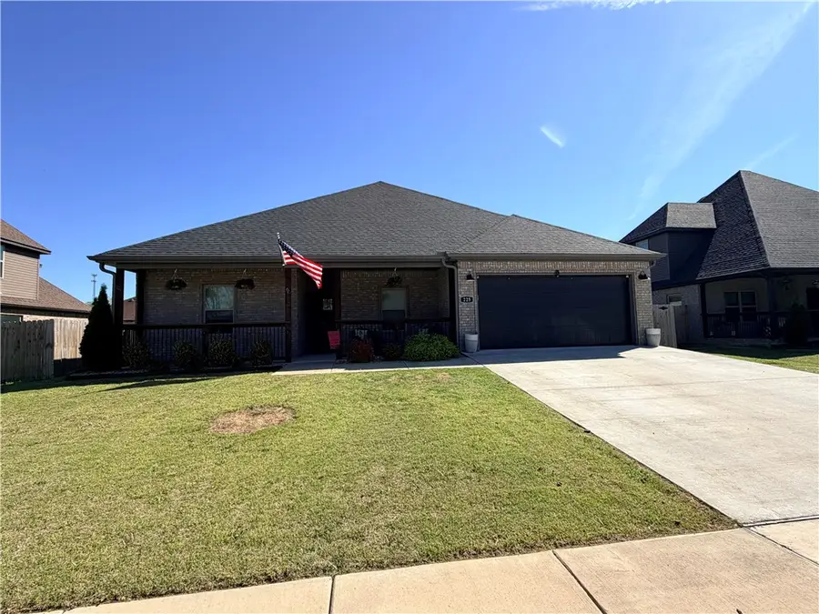 225 Ryder Street, Gentry, AR 72734 - #3