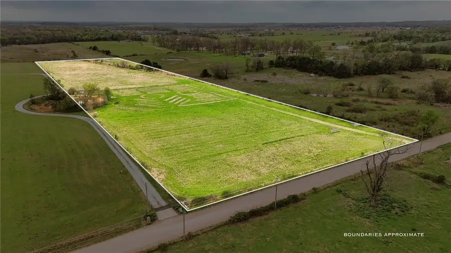 13225 W Tycoon Road, Bentonville, AR 72713 - #2