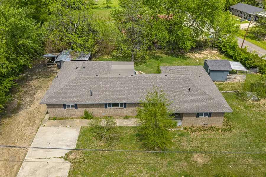 608 W Line Street, Dyer, AR 72935 - #3