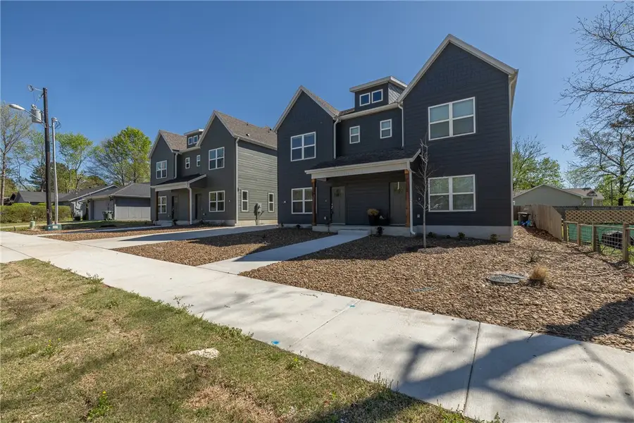 832 S Dockery Lane #1 & 2, Fayetteville, AR 72701 - #2