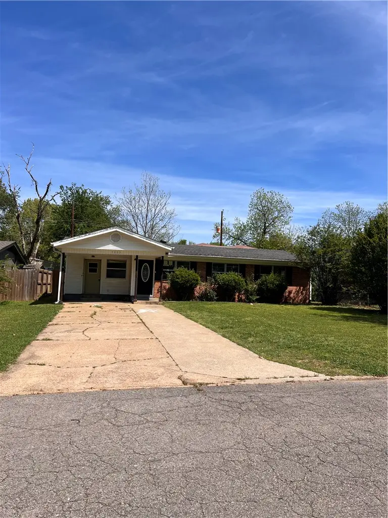 1003 E F Street, Russellville, AR 72801 - #2