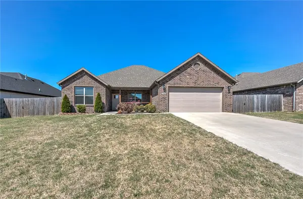 7326 Charlotte Avenue, Springdale, AR 72762