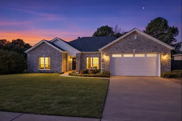 1573 N Cannondale Drive, Fayetteville, AR 72704