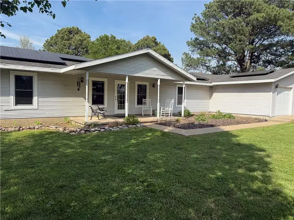 10164 Bloomfield North Road, Gentry, AR 72734