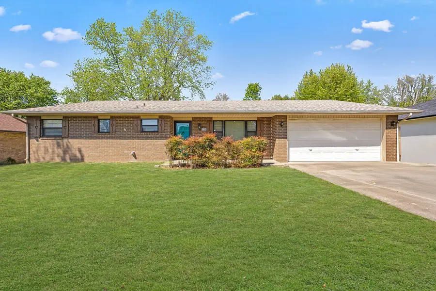 2306 Ina Avenue, Springdale, AR 72762 - #2