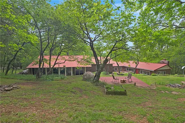 510 N Assembly Drive, Fayetteville, AR 72701