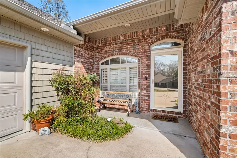 31 Mansfield Drive, Bella Vista, AR 72714 - #3