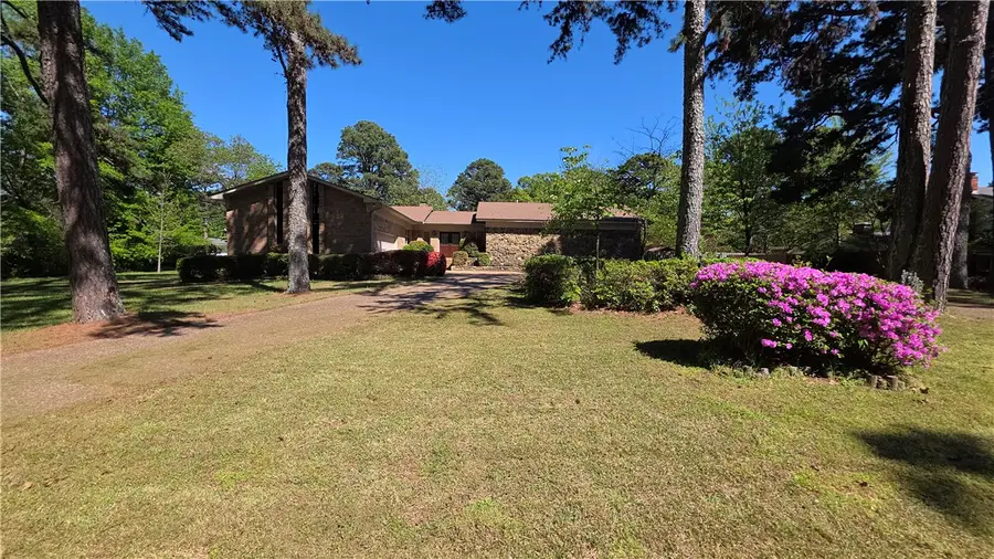 607 Old Post Road, Russellville, AR 72802 - #2