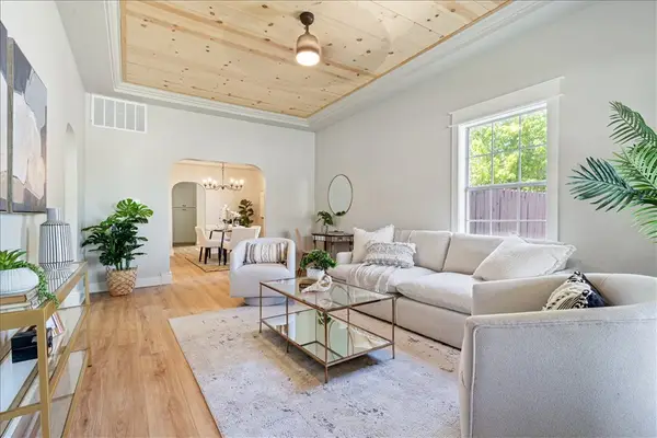 1114 S 3rd Street, Rogers, AR 72756