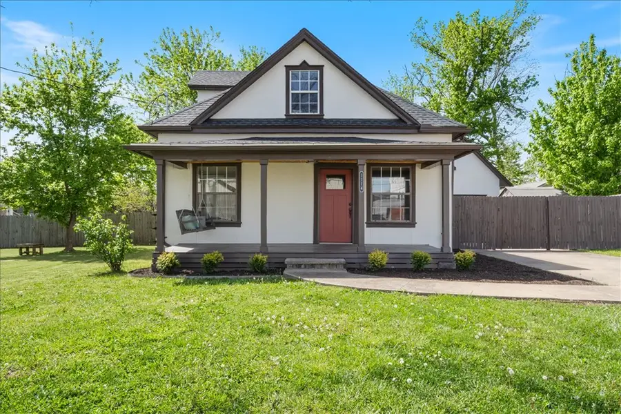 1114 S 3rd Street, Rogers, AR 72756 - #2