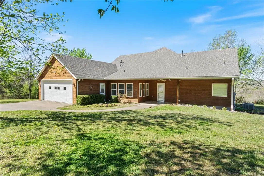 141 Hawn Avenue, Huntsville, AR 72740 - #1