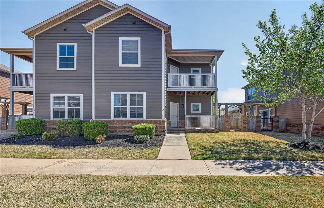 712 N Wordsworth Lane, Fayetteville, AR 72704 - #1