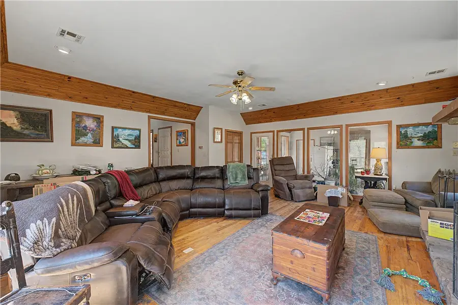 13364 Ventris Road, Garfield, AR 72732 - #3