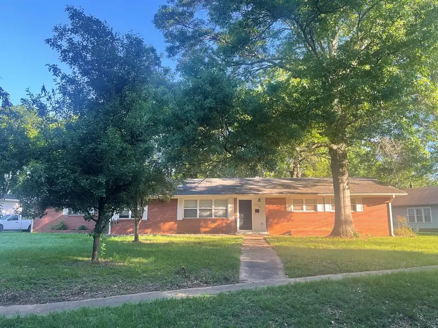 319 Hill Street, Clarksville, AR 72830 - #3