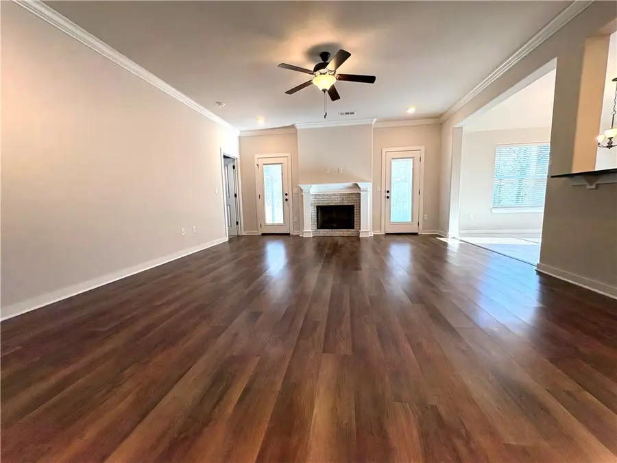 345 S Emerald Woods Run, Farmington, AR 72730 - #2