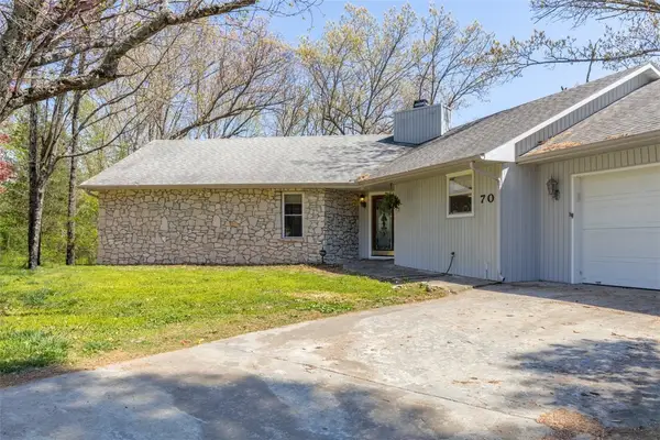 70 Overton Drive, Bella Vista, AR 72714