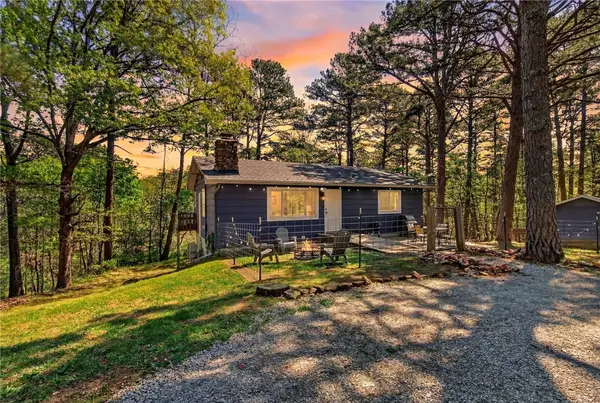 1 Stadium Road, Eureka Springs, AR 72632