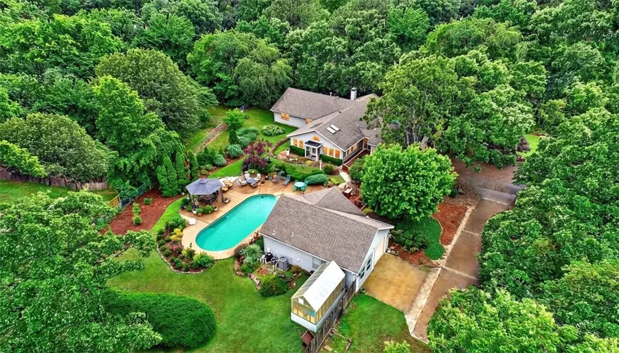 811 E Township Street, Fayetteville, AR 72703 - #3