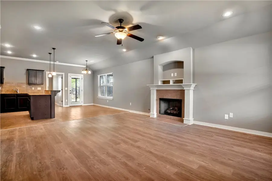 94 E Granada Street, Fayetteville, AR 72703 - #3