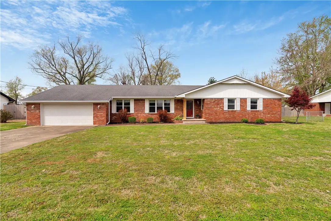 405 Magnolia Drive, Bentonville, AR 72712 - #1