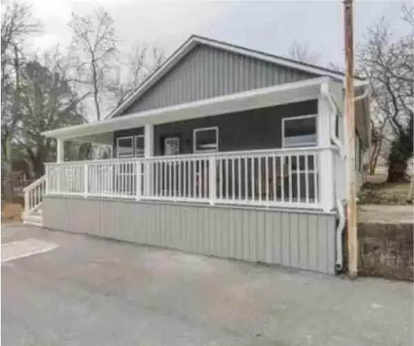 277 S Campbell Avenue, West Fork, AR 72774