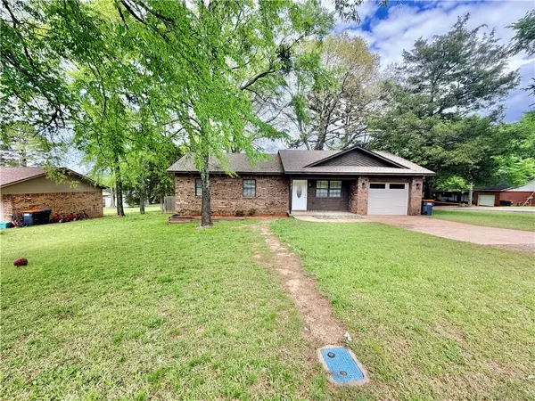 815 Fir Street, Russellville, AR 72802
