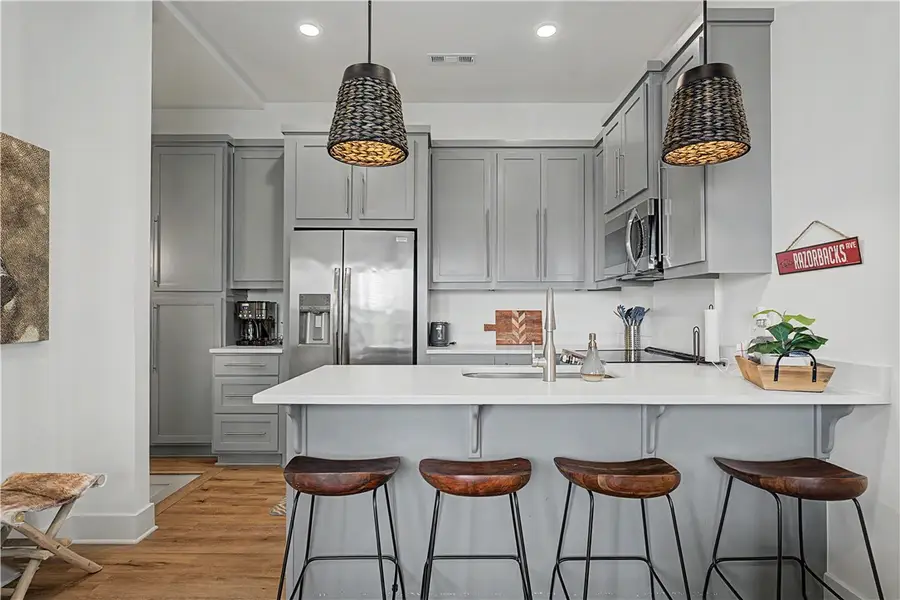 374 S Hill Avenue, Fayetteville, AR 72701 - #2