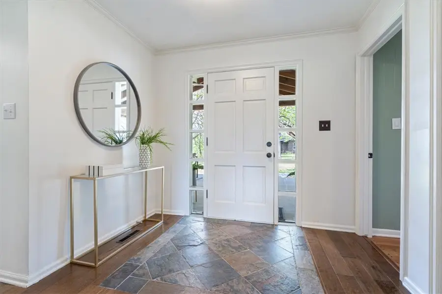 920 Elgin Street, Siloam Springs, AR 72761 - #3