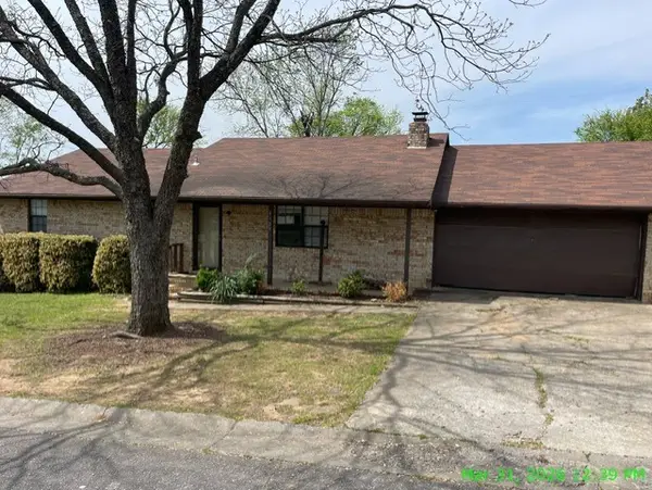 1325 N Northwoods Drive, Alma, AR 72921