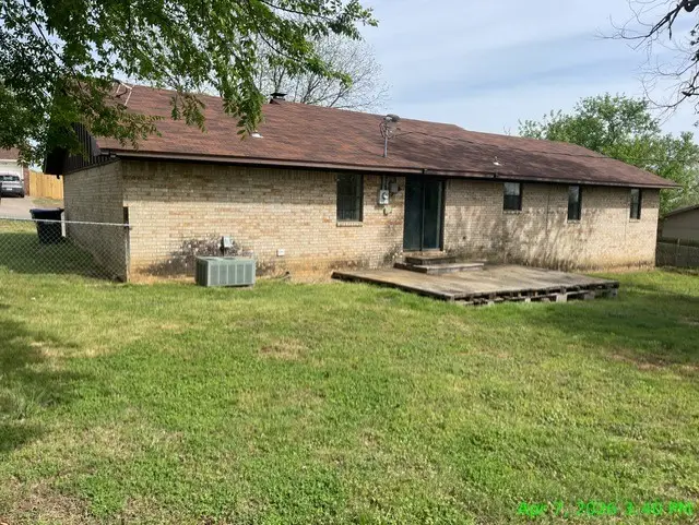 1325 N Northwoods Drive, Alma, AR 72921 - #2