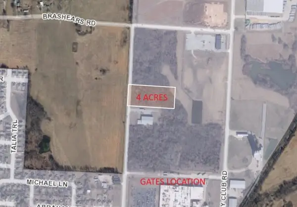 N N Lincoln Street, Siloam Springs, AR 72761