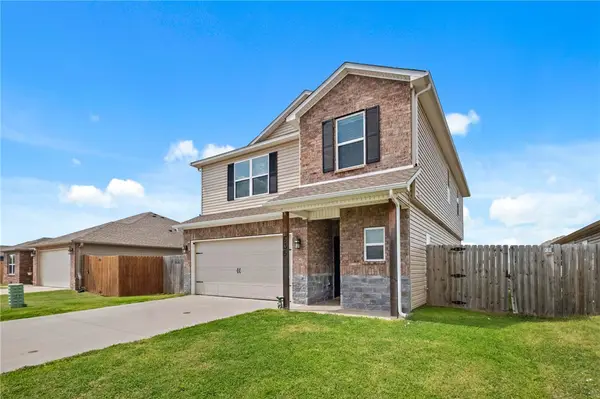 635 Woodcreek Loop, Lowell, AR 72745