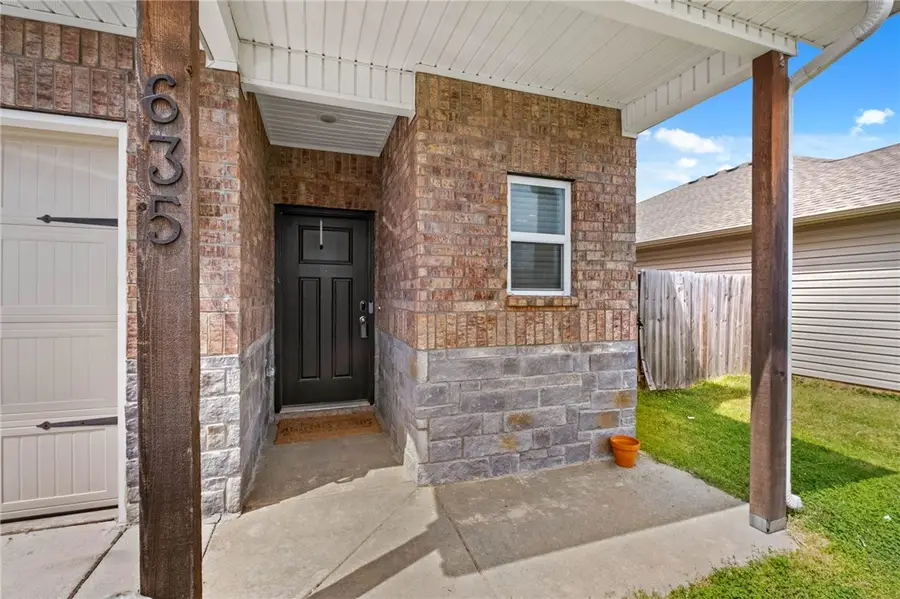 635 Woodcreek Loop, Lowell, AR 72745 - #3