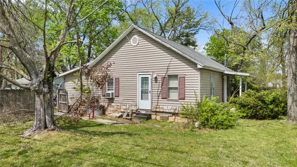 429 E Mulberry, Rogers, AR 72756