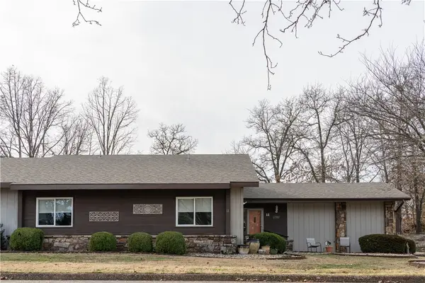 11 Fairway Drive, Bella Vista, AR 72714