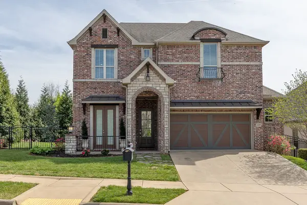 1235 E Adelaide Lane, Fayetteville, AR 72703