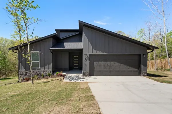 8 Roxburgh Lane, Bella Vista, AR 72715