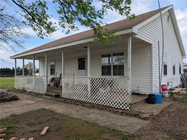 11109 S Old Cincinnati Road, Lincoln, AR 72744