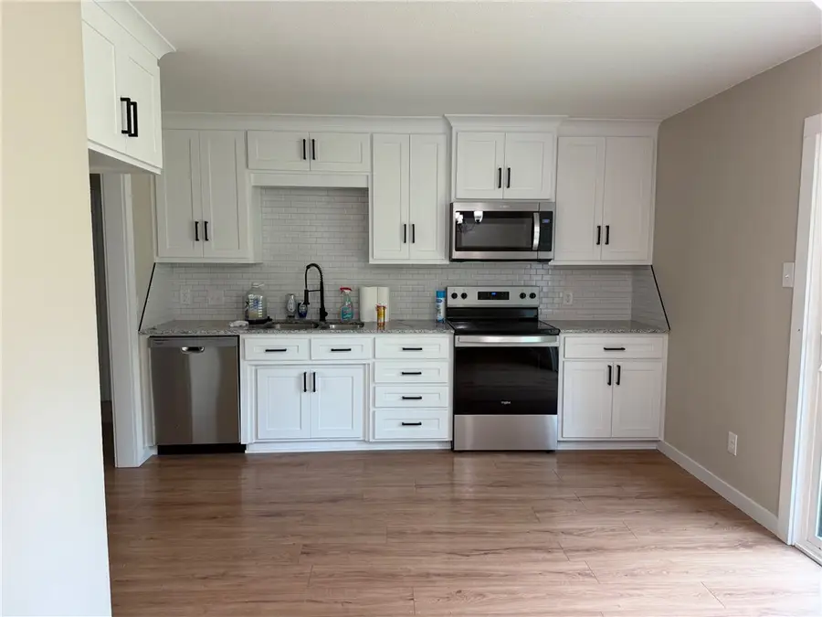 6725 Jackson Street, Fort Smith, AR 72903 - #2