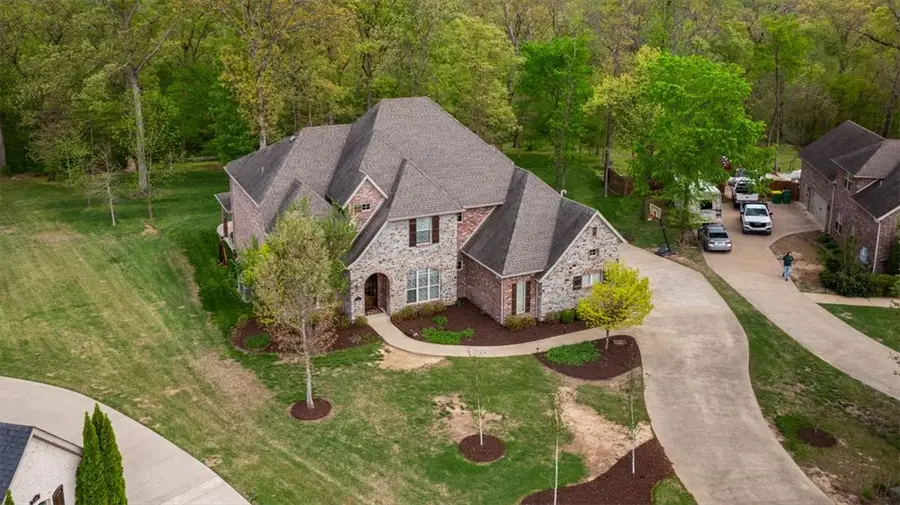 1484 Le Chesnay Drive, Centerton, AR 72719 - #3