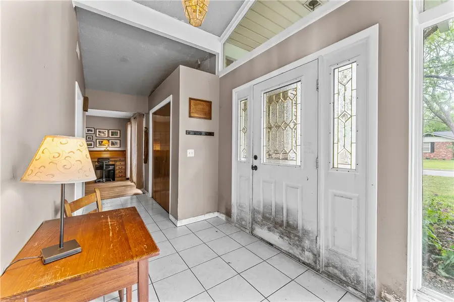 1703 W Emma Avenue, Springdale, AR 72762 - #3