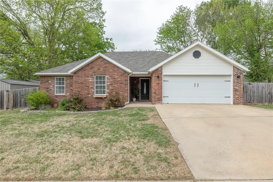 34 Saxony Street, Farmington, AR 72730 - #1