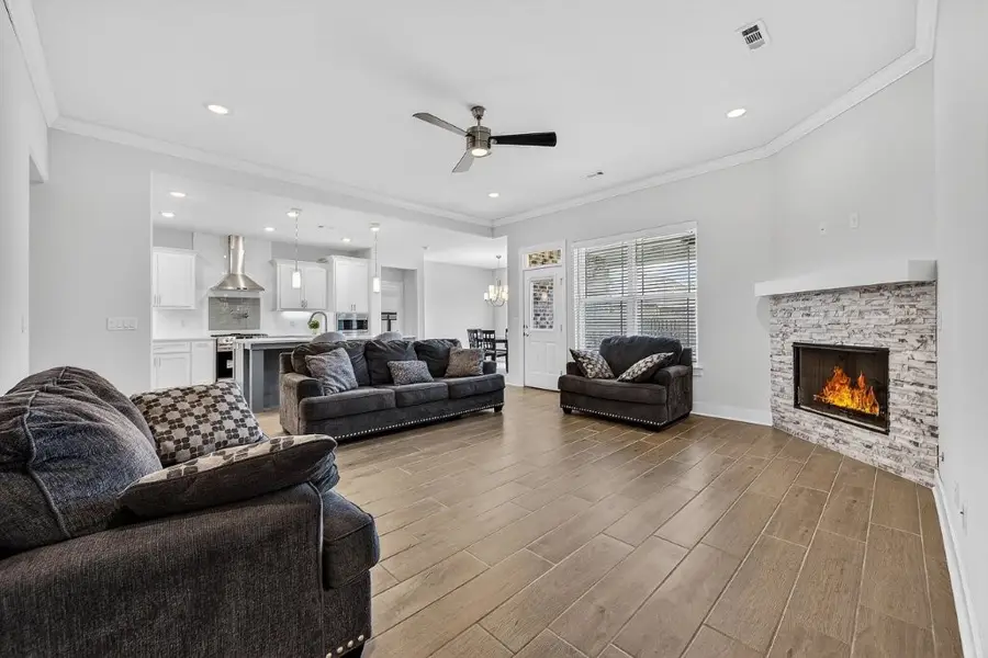 1131 Spring Hollow Road, Bentonville, AR 72713 - #3