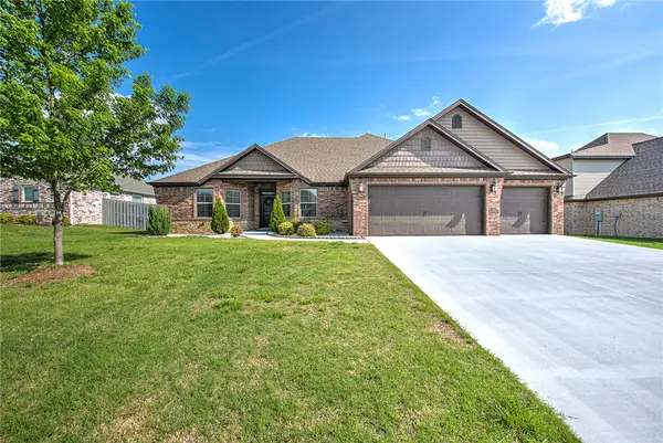 1201 Spring Hollow Road, Bentonville, AR 72713