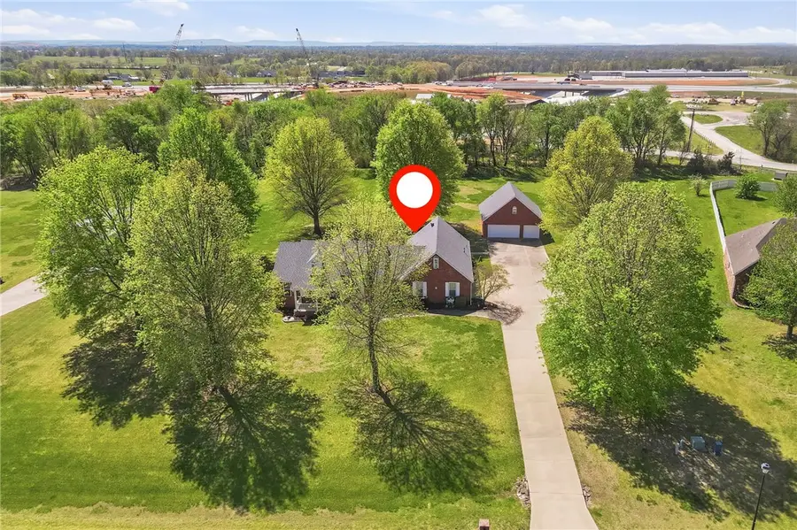 3473 Grapevine Drive, Tontitown, AR 72762 - #3