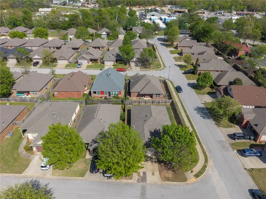 2622 N Sierra Avenue, Fayetteville, AR 72703 - #3