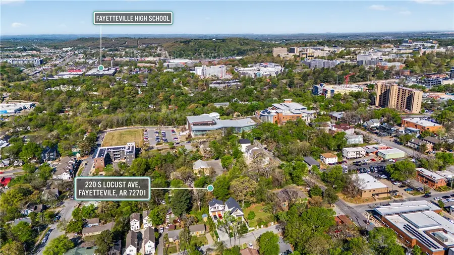 220 S Locust Avenue, Fayetteville, AR 72701 - #3